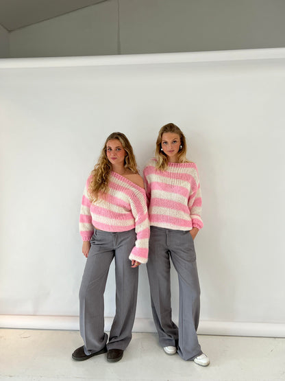 Sweter Damski | Oversize Krój z Okrągłym Dekoltem i Długim Rękawem