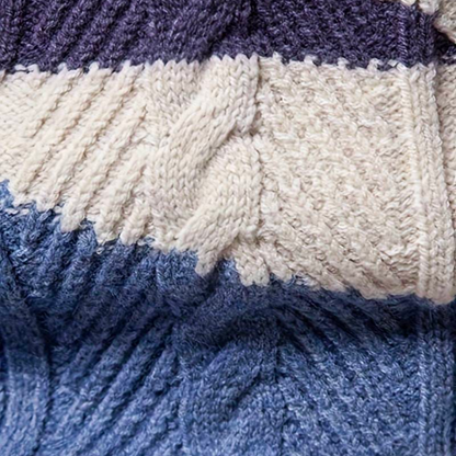 Sweter Męski | Dziergana Faktura, Okrągły Dekolt i Prosta Linia Kroju