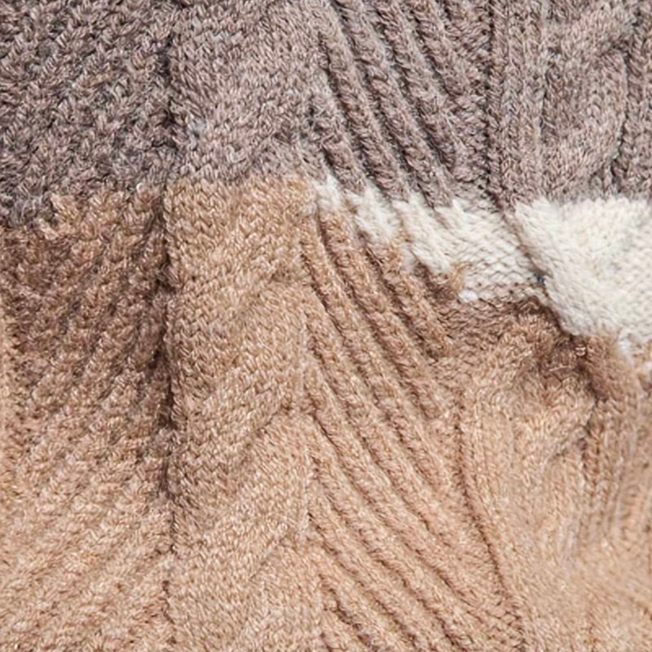 Sweter Męski | Dziergana Faktura, Okrągły Dekolt i Prosta Linia Kroju