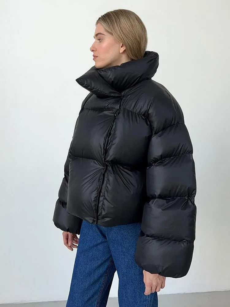Kurtka Damska | Oversize Fit z Kapturem Chroniącym Głowę przed Wiatrem