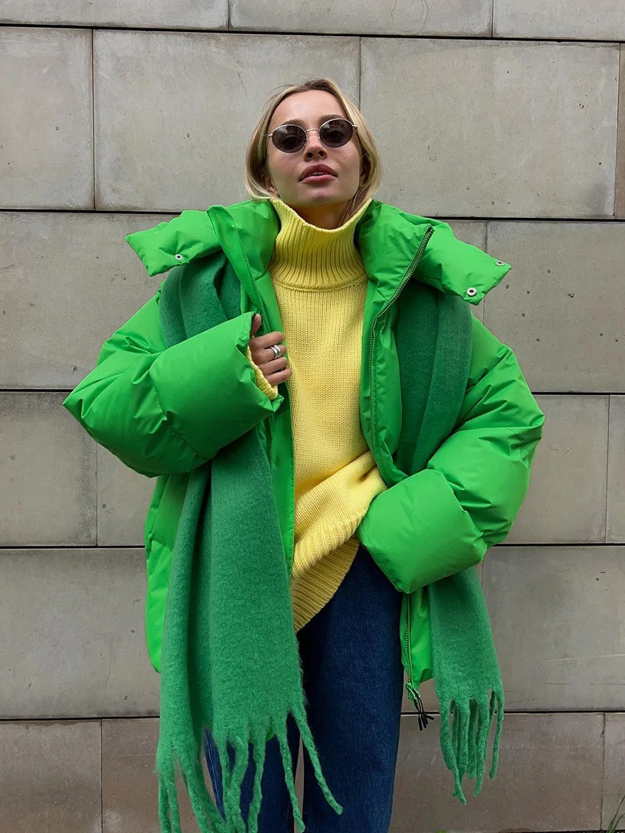 Kurtka Damska | Oversize Fit z Kapturem Chroniącym Głowę przed Wiatrem